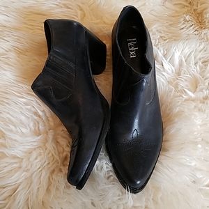 Reba short cowgirl boots, black booties